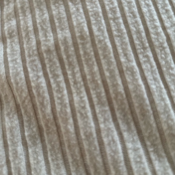 Lounge Set - Picture 6 of 7